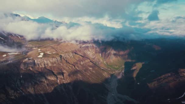 Oplopend Uitzicht Prachtige Kaukasus Bergen Militaire Weg Georgië Europa Hoge — Stockvideo