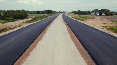İnşaat halindeki bir otoyolda hava manzarası. Yüksek kalite fotoğraf