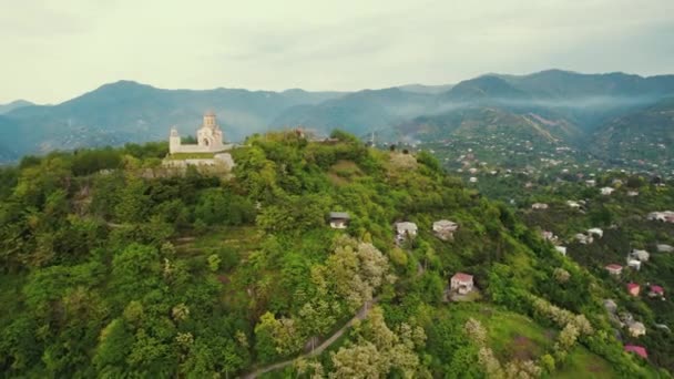 Tepedeki Gürcü Ortodoks Kilisesi Nin Insansız Hava Aracı Görüntüsü Batumi — Stok video