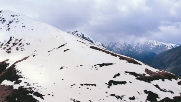 Closeup Aerial View Snowy Caucasus Mountains Kazbegi Region Georgia High — Stock Video