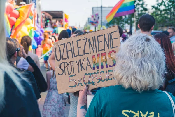 Függőség Ötször Gyakoribb Lmbtqai Közösségben Lengyel Tüntető Egyenlőség Parádén Házi — Stock Fotó