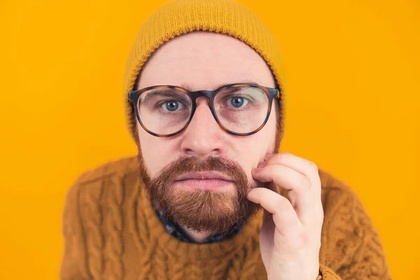Interested Man Scraping His Beard Looking Camera Portrait Shot High — ストック写真
