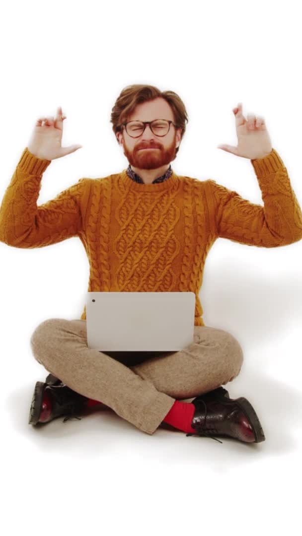 Stylish Man Sitting His Laptop Crossing His Fingers Wishing Good — Vídeo de Stock