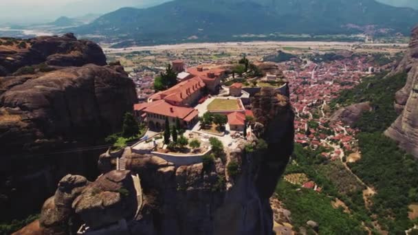 View Meteora Rocky Landscape Monasteries Greece Beautiful Scenic Aerial Drone — ストック動画