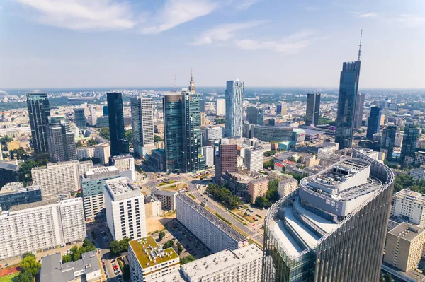 2022 Warsaw Poland Developed City Concept Rooftop Rondo Skyscraper Foreground — стокове фото