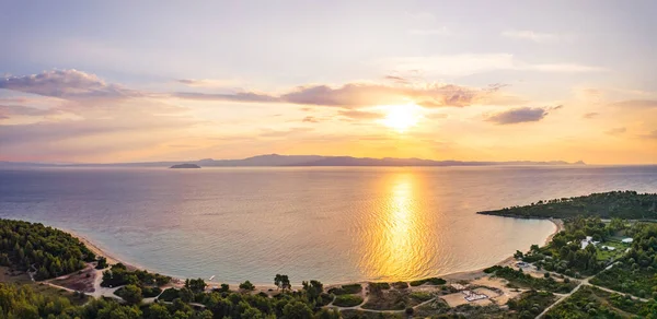 Восходящий Вид Пляж Гларокавос Полуострове Кассандра Закате Халкидики Греция Высокое — стоковое фото