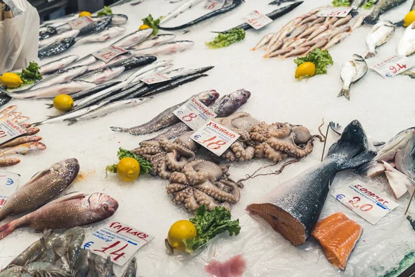 Fishermen Sellers Proud Fresh Haul Variety Seafood Placed Display Filled — Fotografia de Stock