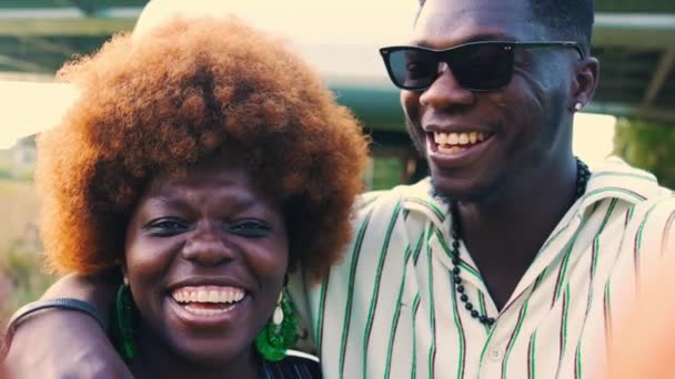 Afro American Woman Man Smiling Taking Selfie Outdoors Medium Closeup — Video Stock