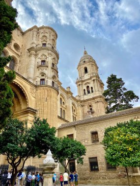 Malaga Katedrali - Güney İspanya 'nın Endülüs kentindeki Malaga şehrindeki Roma Katolik Kilisesi, Rönesans mimari geleneği. Yüksek kalite fotoğraf
