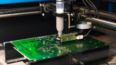 Lehim macunu makinesi. Lazer ve indüksiyon. Yüksek kalite fotoğraf