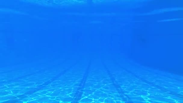 Concepto Relajación Turismo Inyección Submarina Que Muestra Agua Piscina Turquesa — Vídeo de stock