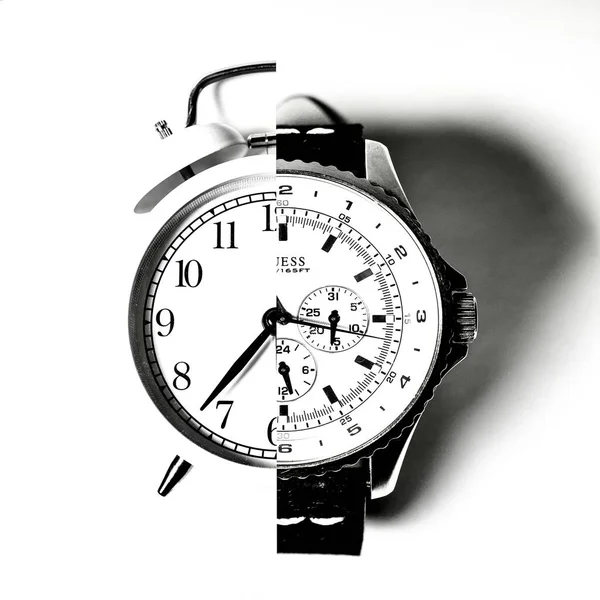 Relógios Despertador Velhos Novos Relógios — Fotografia de Stock