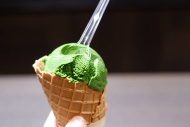 Suzukien, Asakusa, Tokyo 'daki dünyanın en yoğun kibrit dondurması. Seviye 1 'den seviye 7' ye yoğunluğu seçebilirsiniz..