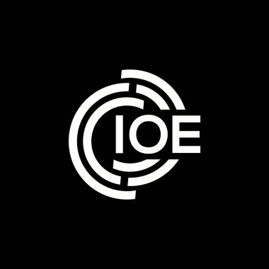 IOE harf logosu tasarımı. IOE monogram harflerin baş harfleri logo kavramı. Siyah arkaplanda IOE harf tasarımı.