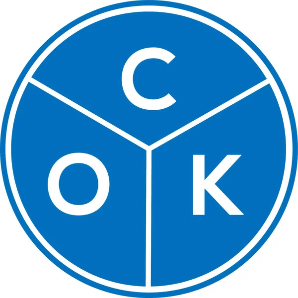 COK harf logosu tasarımı. COK monogram harflerin baş harfleri logo kavramı. Beyaz arkaplanda COK harf tasarımı.
