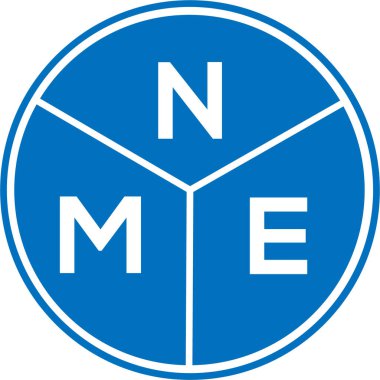 Beyaz arka planda NME harfi logo tasarımı. NME yaratıcı harflerin baş harfleri logo kavramı. NME harf tasarımı.