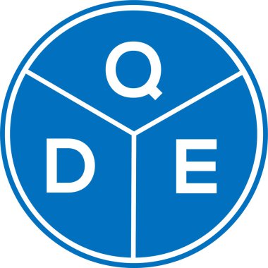 Beyaz arkaplanda QDE harfi logo tasarımı. QDE yaratıcı harflerin baş harfleri logo kavramı. QDE harf tasarımı.