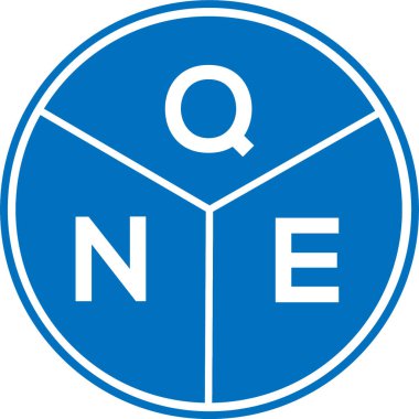 Beyaz arka planda QNE harf logosu tasarımı. QNE yaratıcı harflerin baş harfleri logo kavramı. QNE harf tasarımı.