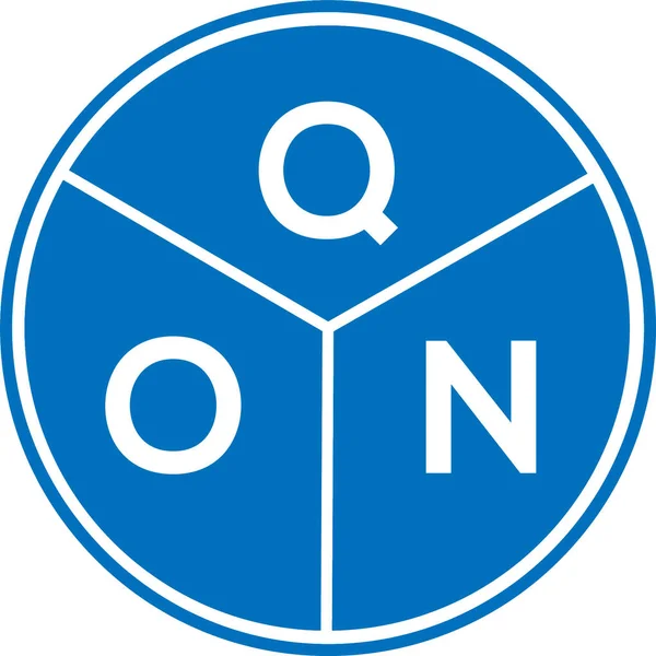 Beyaz arkaplanda QON harf logosu tasarımı. QON yaratıcı harflerin baş harfleri logo kavramı. QON harf tasarımı.