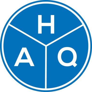 Beyaz arka planda HAQ harfi logo tasarımı. HAQ yaratıcı harflerin baş harfleri logo kavramı. HAQ harf tasarımı.