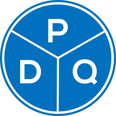 Beyaz arka planda PDQ harfi logo tasarımı. PDQ yaratıcı daire harfi logosu konsepti. PDQ harf tasarımı.
