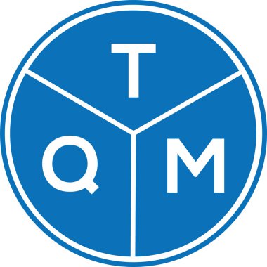 Beyaz arkaplanda TQM harf logosu tasarımı. TQM yaratıcı harflerin baş harfleri logo kavramı. TQM harf tasarımı.