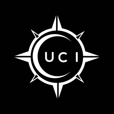 Kara arka planda UCI soyut teknoloji logosu tasarımı. UCI yaratıcı harf logosu kavramı.