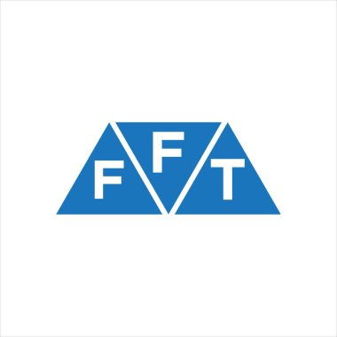 Beyaz arka planda FFT üçgen logo tasarımı. FFT yaratıcı harf logosu kavramı.