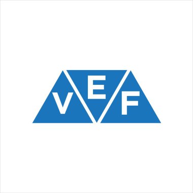 Beyaz arkaplanda EVF üçgen şekil logosu tasarımı. EVF yaratıcı harflerin baş harfleri logo kavramı.