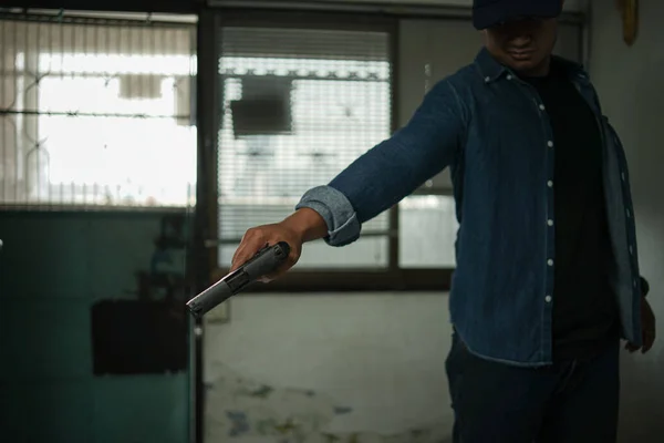 Man Blue Jeans Shirt Mask Silver Cap Standing Room Pistol — Stock Photo, Image