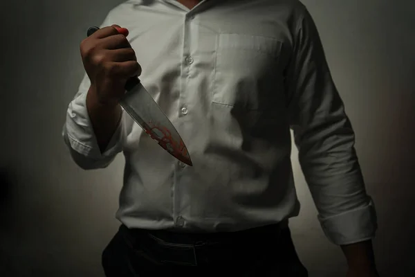 Een Crimineel Zakenman Met Een Wit Hemd Met Lange Mouwen — Stockfoto
