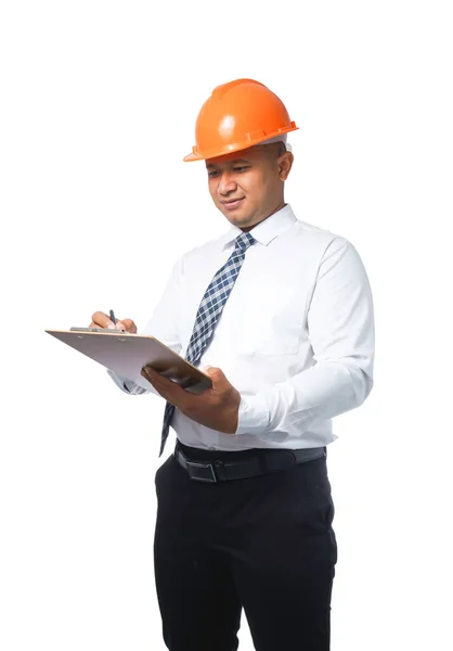 Joven Ingeniero Arquitecto Pie Con Portapapeles Tomando Notas Trabajo Sonriendo — Foto de Stock