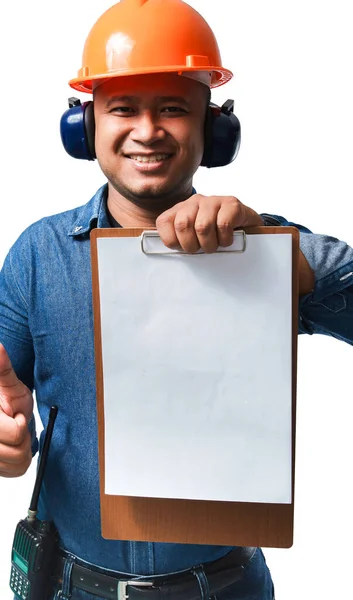 Der Junge Ingenieur Trägt Helm Und Ohrenschützer Ein Langärmeliges Hemd — Stockfoto