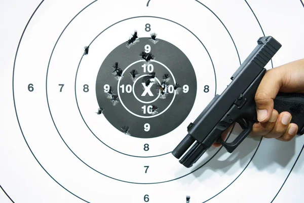 Man Hand Holding Pistol Shooting Target Bullet Holes Close — Foto Stock