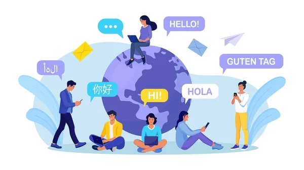 Jóvenes Charlando Idiomas Extranjeros Con Teléfono Saludo Multilingüe Hola Diferentes — Archivo Imágenes Vectoriales