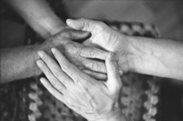 Close Hands Holding Each Other — Stock Photo, Image