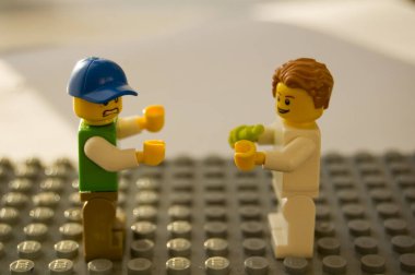 Poznan, Polonya - 13 Şubat 2022. Covid Lego Aşısı.