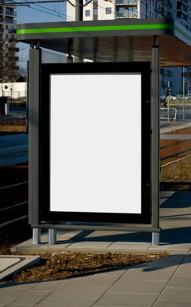 Billboard Reklamowy Przystanku Autobusowym — Zdjęcie stockowe