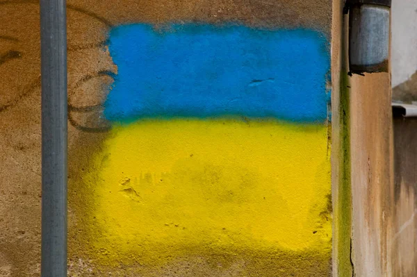 Ukraine Flagge Hauswand Gemalt — Stockfoto