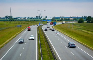 Nagradowice, Polonya - 4 Haziran 2022 - Polonya S5 otoyolu.