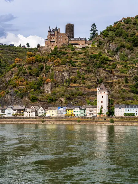 2020年8月19日 德国莱茵兰 帕拉蒂娜特 圣高沙森 卡茨城堡和莱茵中谷 — 图库照片