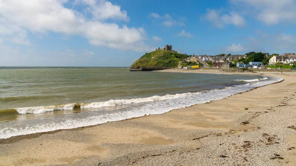 Criccieth Gwynedd Wales Großbritannien Juni 2017 Blick Über Den Strand — Stockfoto