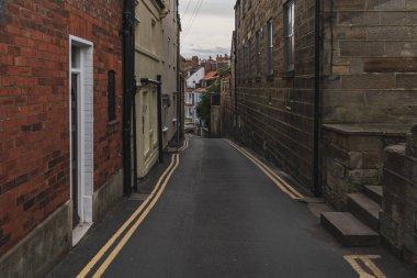 Whitby, North Yorkshire, İngiltere - 13 Eylül 2018: Cliff St St