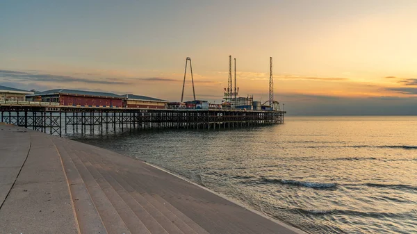 Blackpool Engeland Engeland April 2019 Avondlicht South Pier — Stockfoto