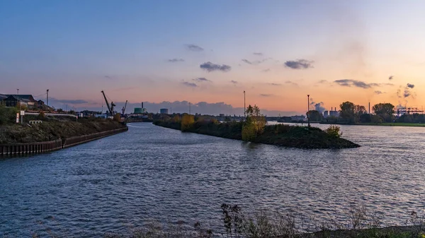 Duisburg Renânia Norte Vestefália Alemanha Novembro 2019 Vista Rheinpark Hochfeld — Fotografia de Stock