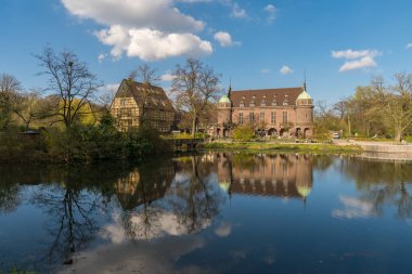 Gladbeck, Kuzey Ren-Vestfalya, Almanya - 3 Nisan 2017: Wasserschloss Wittringen (Wittringen Kalesi)