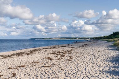 Schaabe, Mecklenburg-Batı Pomerania, Almanya - 12 Ekim 2020: Baltık Denizi kıyıları ve plaj