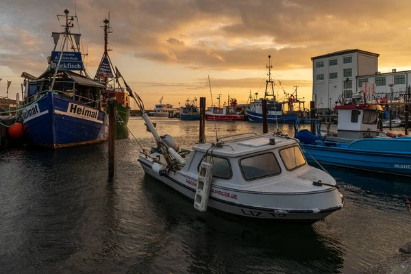 Sassnitz Мекленбург Западная Померания Германия Октября 2020 Лодки Городской Гавани — стоковое фото