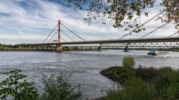Duisburg Renania Del Norte Westfalia Alemania Octubre 2019 Vista Río —  Fotos de Stock