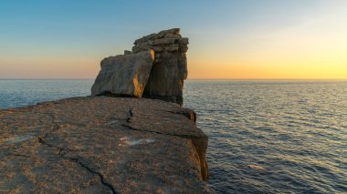 Gece ışığı Portland Bill deniz fenerinin yanında, Portland Adası, Jurassic Coast, Dorset, İngiltere